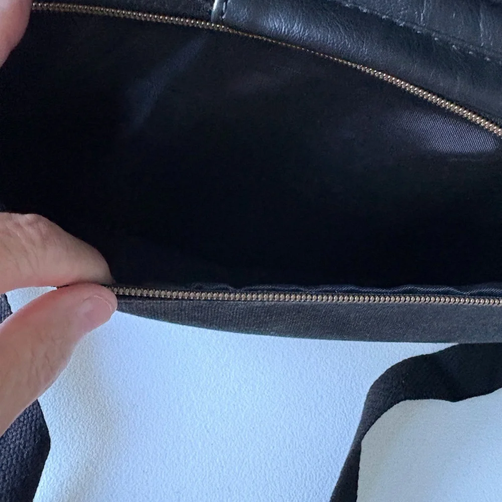 Eddie Bauer‎ Charcoal Black Messenger Bag Handle Shoulder Strap Office School